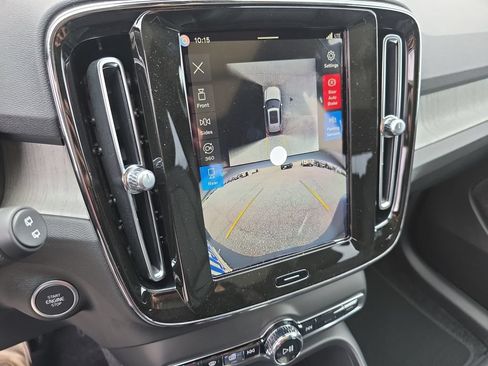 Used 2026 Volvo XC40 B5 Plus w/ Protection Package Premier AWD/4WD image 19