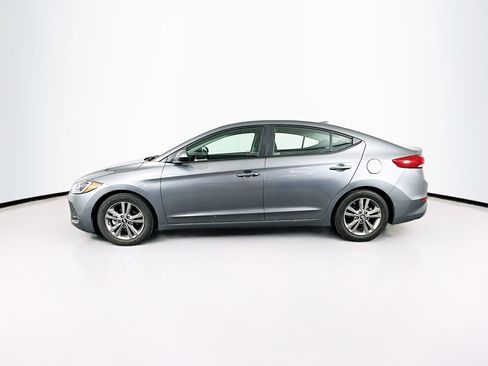 Used 2018 Hyundai Elantra Value Edition w/ Cargo Package FWD image 4