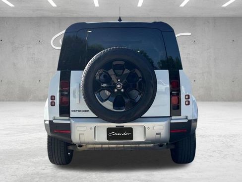 Used 2025 Land Rover Defender 110 S AWD/4WD image 19