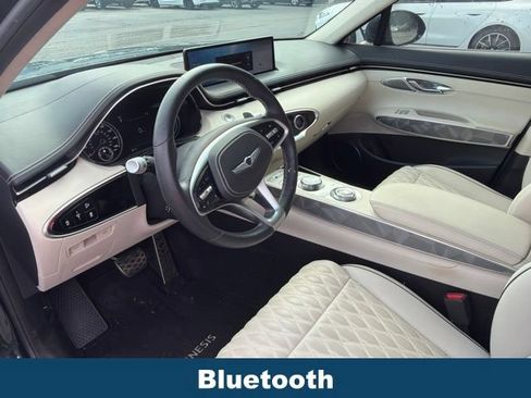 Used 2022 Genesis GV70 3.5T Sport w/ Sport Advanced Package AWD/4WD image 5
