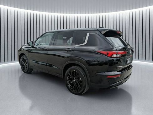 Used 2024 Mitsubishi Outlander SE FWD image 6