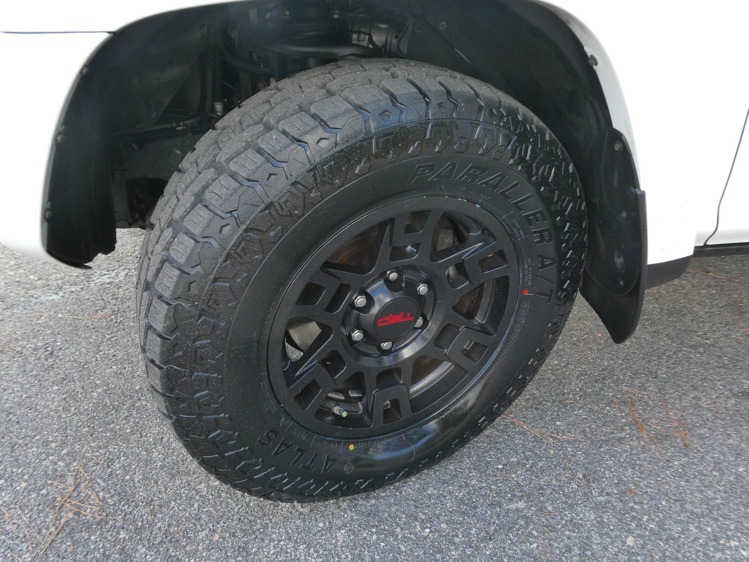 Used 2019 Toyota 4Runner SR5 Premium AWD/4WD image 32