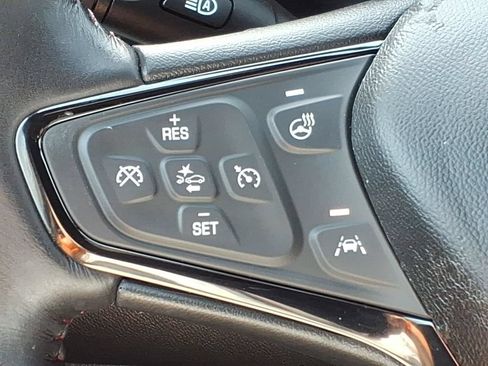 Used 2022 Chevrolet Equinox RS w/ RS Leather Package AWD/4WD image 24