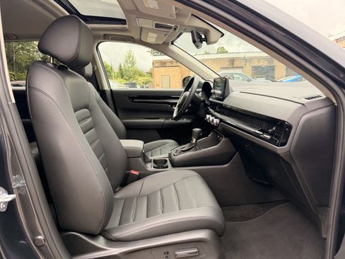 Used 2024 Honda CR-V EX-L image 8