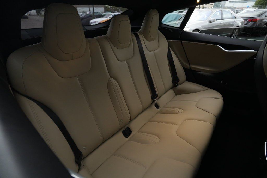 Used 2017 Tesla Model S 90D AWD/4WD image 25