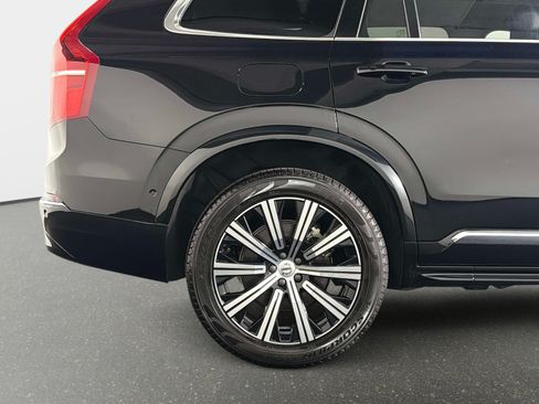 Used 2025 Volvo XC90 B6 Plus AWD/4WD image 17