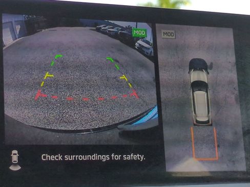 Used 2024 Mitsubishi Outlander SE image 22