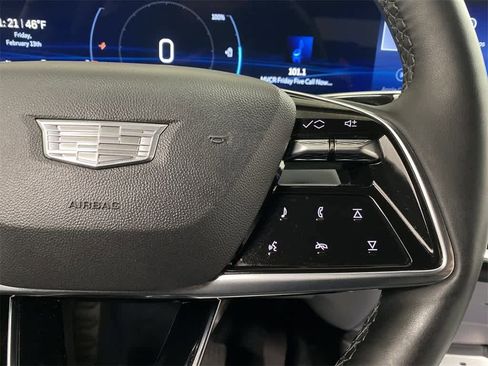 Certified 2024 Cadillac Lyriq Luxury image 23