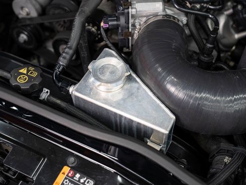 Used 2014 Chevrolet Camaro ZL1 RWD image 17