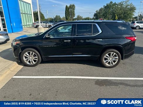 Used 2018 Chevrolet Traverse High Country AWD/4WD image 1