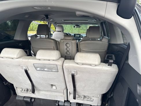 Used 2021 Honda Odyssey EX-L image 14