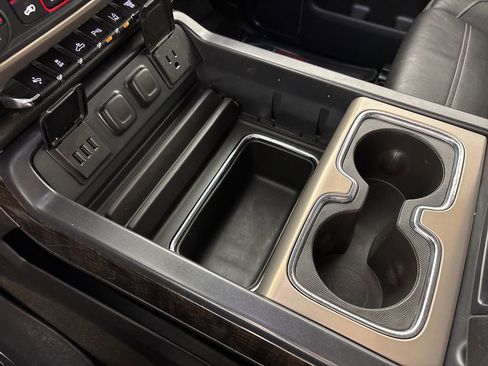 Used 2015 GMC Sierra 3500 Denali w/ Duramax Plus Package image 39