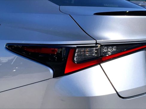 Used 2022 Lexus IS 350 F Sport image 25