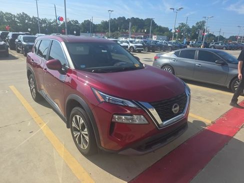 Used 2023 Nissan Rogue SV AWD/4WD image 1