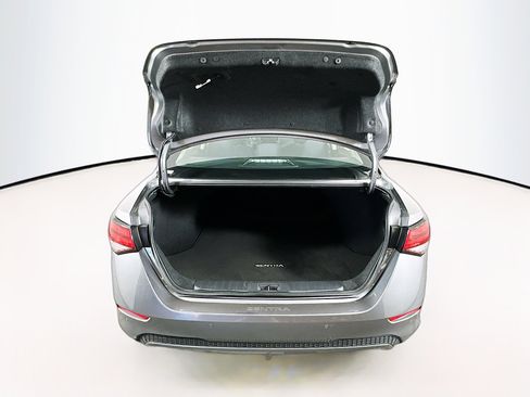 Used 2024 Nissan Sentra SV w/ Lighting Package image 27