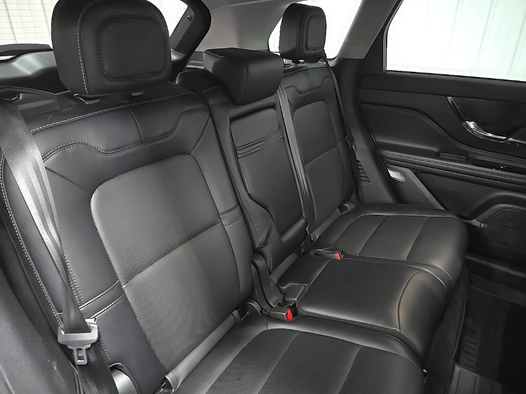 Used 2022 Lincoln Corsair AWD w/ Equipment Group 101A image 18