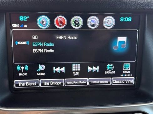 Used 2020 Chevrolet Suburban LT AWD/4WD image 33