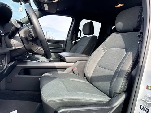 Used 2021 RAM 1500 Big Horn AWD/4WD image 11