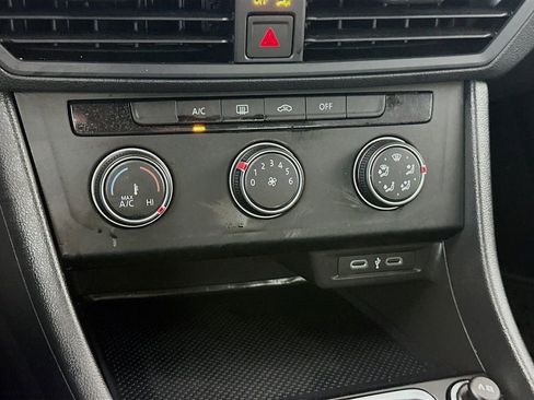 Used 2023 Volkswagen Jetta Sport FWD image 17