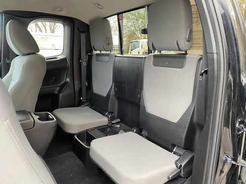 Used 2021 Toyota Tacoma SR w/ SR Convenience Package image 35