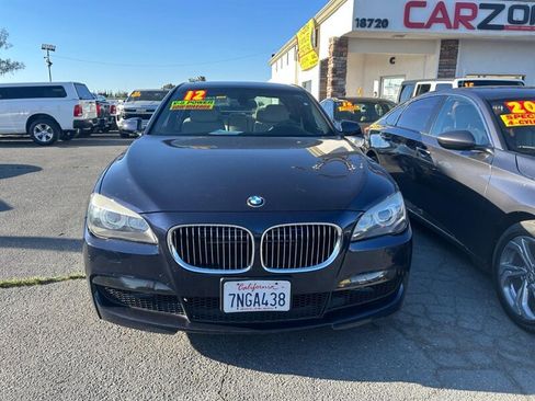 Used 2012 BMW 750i w/ M Sport Pkg RWD image 12