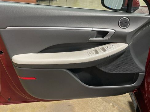 Used 2024 Hyundai Sonata SEL image 12