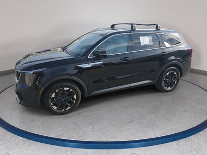 Used 2025 Kia Sorento S w/ Panoramic Sunroof Package