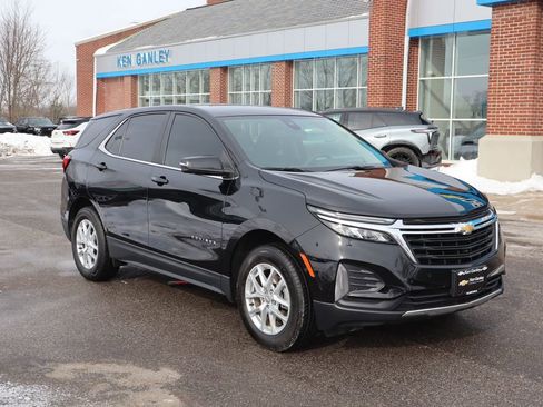 Used 2024 Chevrolet Equinox LT image 4
