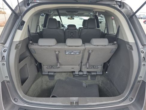 Used 2016 Honda Odyssey Touring image 19