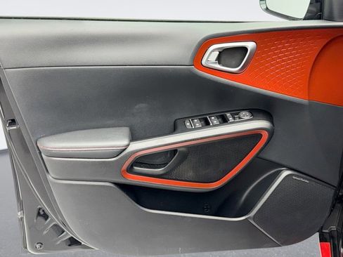 Used 2021 Kia Soul Turbo image 9