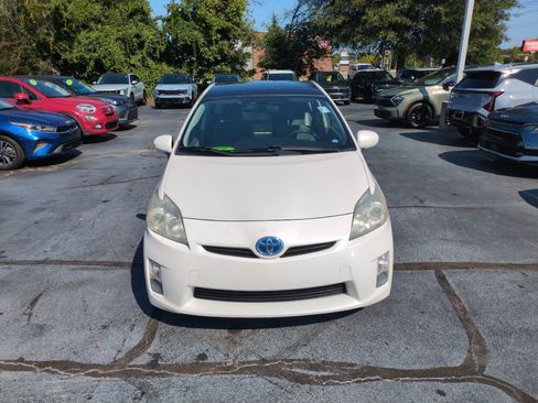 Used 2011 Toyota Prius Three w/ Solar Roof Pkg FWD image 2