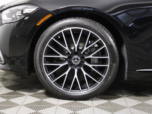 Certified 2024 Mercedes-Benz S 580 4MATIC Sedan image 36