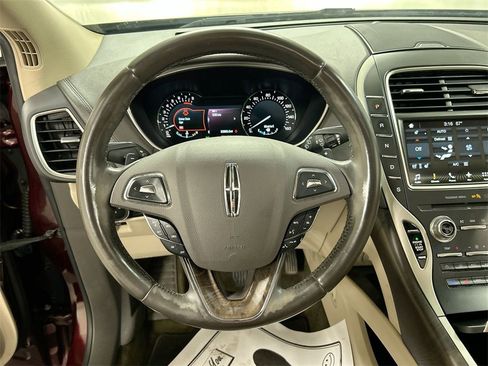 Used 2017 Lincoln MKX Reserve image 4