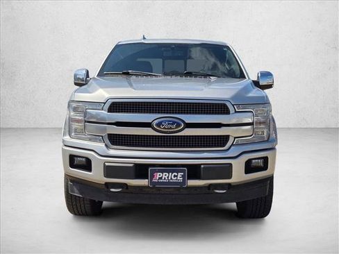 Used 2019 Ford F150 Platinum w/ Equipment Group 701A Luxury AWD/4WD image 2