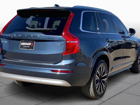 Used 2022 Volvo XC90 T6 Momentum w/ Advanced Package image 13