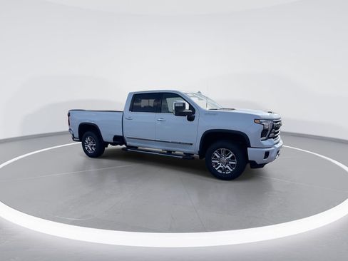 New 2026 Chevrolet Silverado 3500 High Country w/ High Country Premium Package AWD/4WD image 2