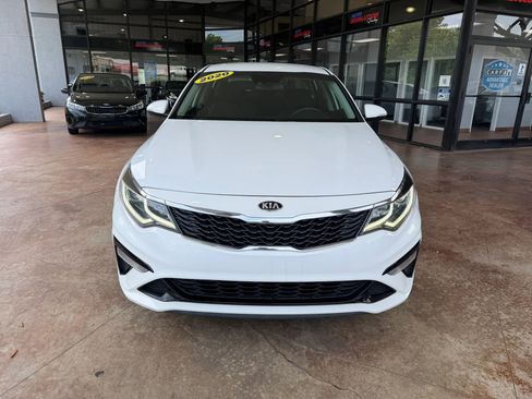Used 2020 Kia Optima LX FWD image 2