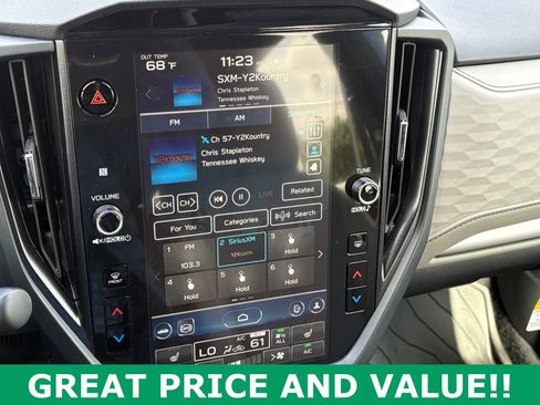 Used 2025 Subaru Forester Premium AWD/4WD image 24