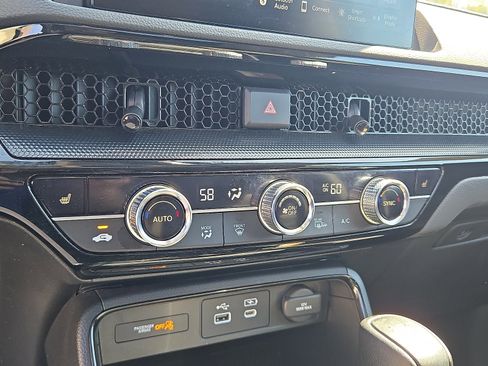 Used 2024 Honda CR-V EX-L image 16