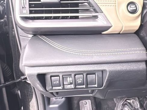 Certified 2022 Subaru Outback Limited w/ Popular Package #2 image 37