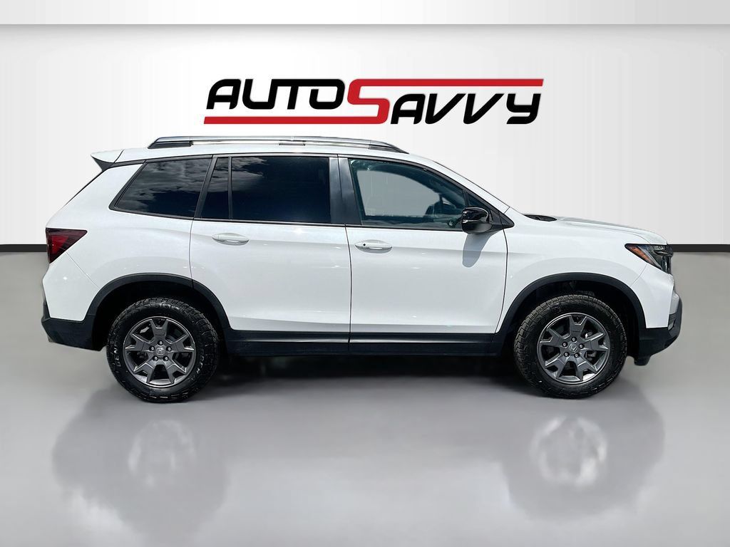 Used 2024 Honda Passport TrailSport image 8