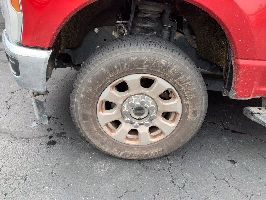 Used 2024 Ford F350 XLT AWD/4WD image 24