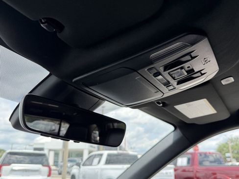 Used 2023 Toyota Highlander XSE AWD/4WD image 33