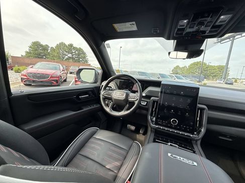 Used 2026 GMC Yukon AT4 Ultimate AWD/4WD image 15