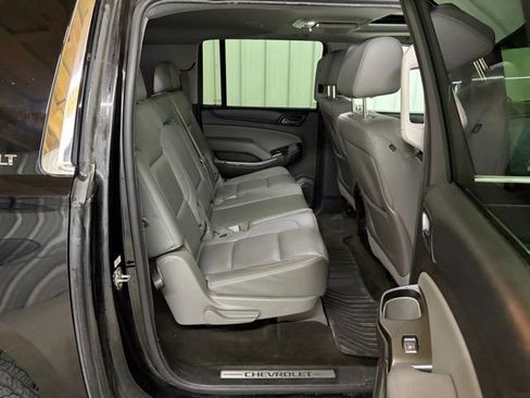 Used 2015 Chevrolet Suburban LT AWD/4WD image 15