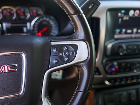 Used 2018 GMC Sierra 2500 SLT w/ Duramax Plus Package image 16