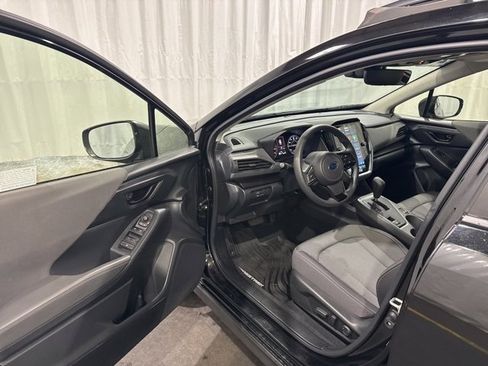 Used 2024 Subaru Crosstrek 2.0i Premium image 9
