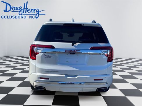 Used 2021 GMC Acadia Denali w/ Denali Technology Package image 4