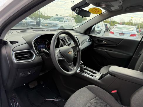 Used 2022 Chevrolet Equinox LT image 13