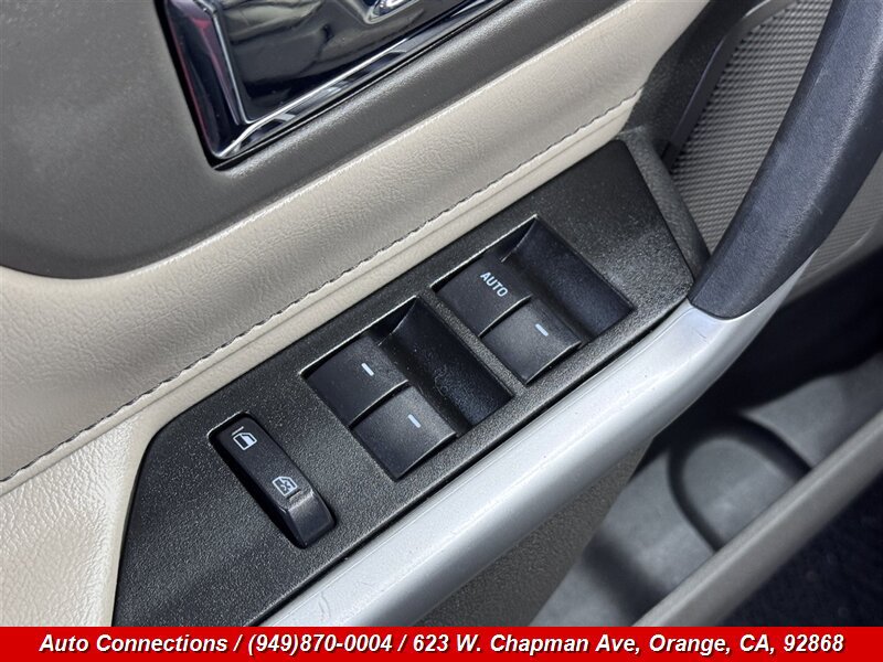 Used 2013 Ford Edge SE FWD image 17